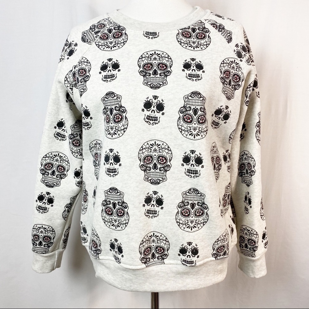 Skull Printed Light Heather Gray Sweatshirt
